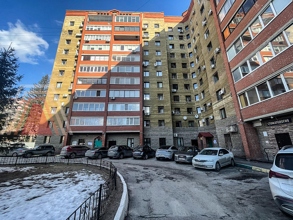 4-х комнатная 130 кв.м-Чернышевского,104